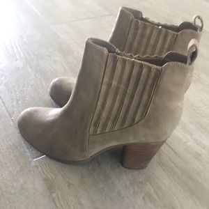 Steve Madden booties